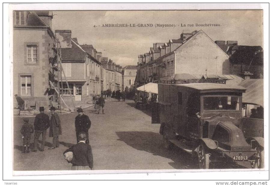 Ambrieres Le Grand : Rue Bouchevreau Camion En Bon Plan - Ambrieres Les Vallees