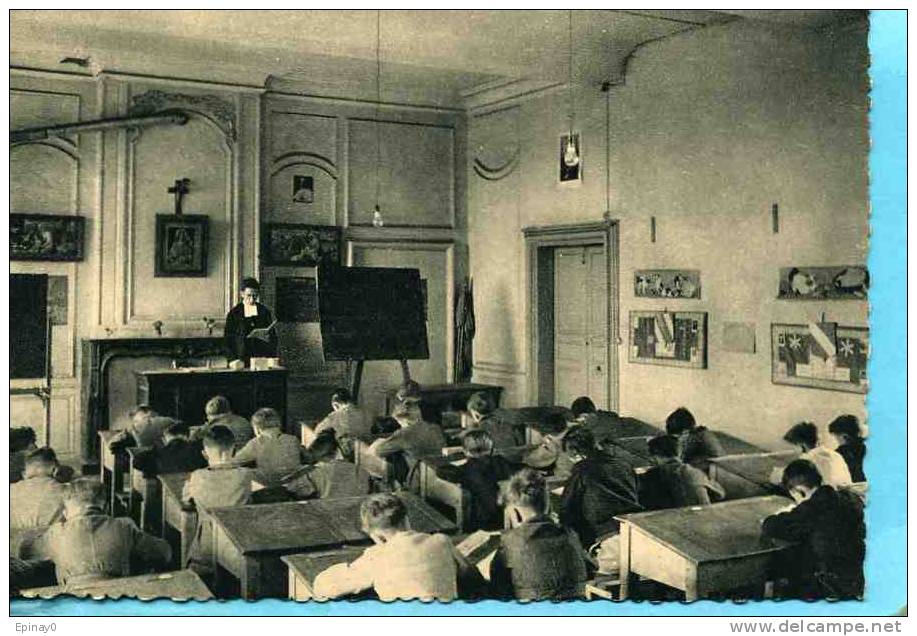 B - 50 - MONTEBOURG - Abbaye - Une Classe - Enseignement - école - Autres & Non Classés