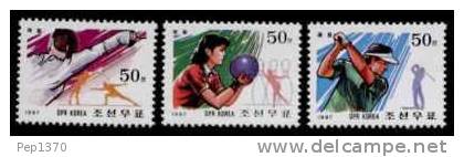 COREA DEL NORTE 1997 DEPORTES SERIE DE 3 SELLOS DE GOLF BOWLING Y ESGRIMA - Golf