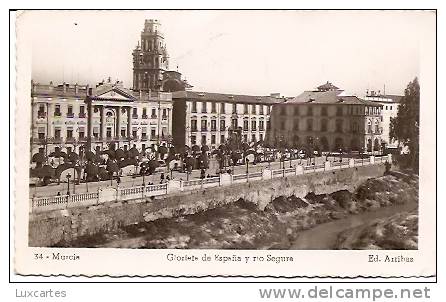 34. MURCIA . GLORIETA DE ESPANA Y RIO SEGURA. /   ED. ARRIBAS. - Murcia