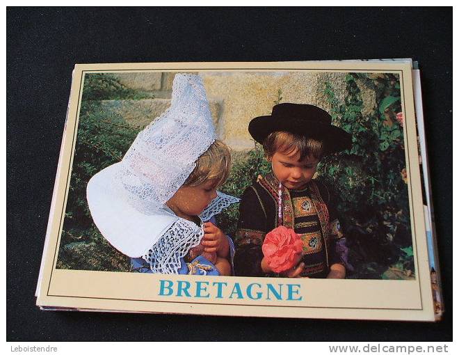 CPM (29-FINISTERE) COULEURS DE BRETAGNE JEUNE COUPLE EN COSTUME DE FOUESNANT - Fouesnant