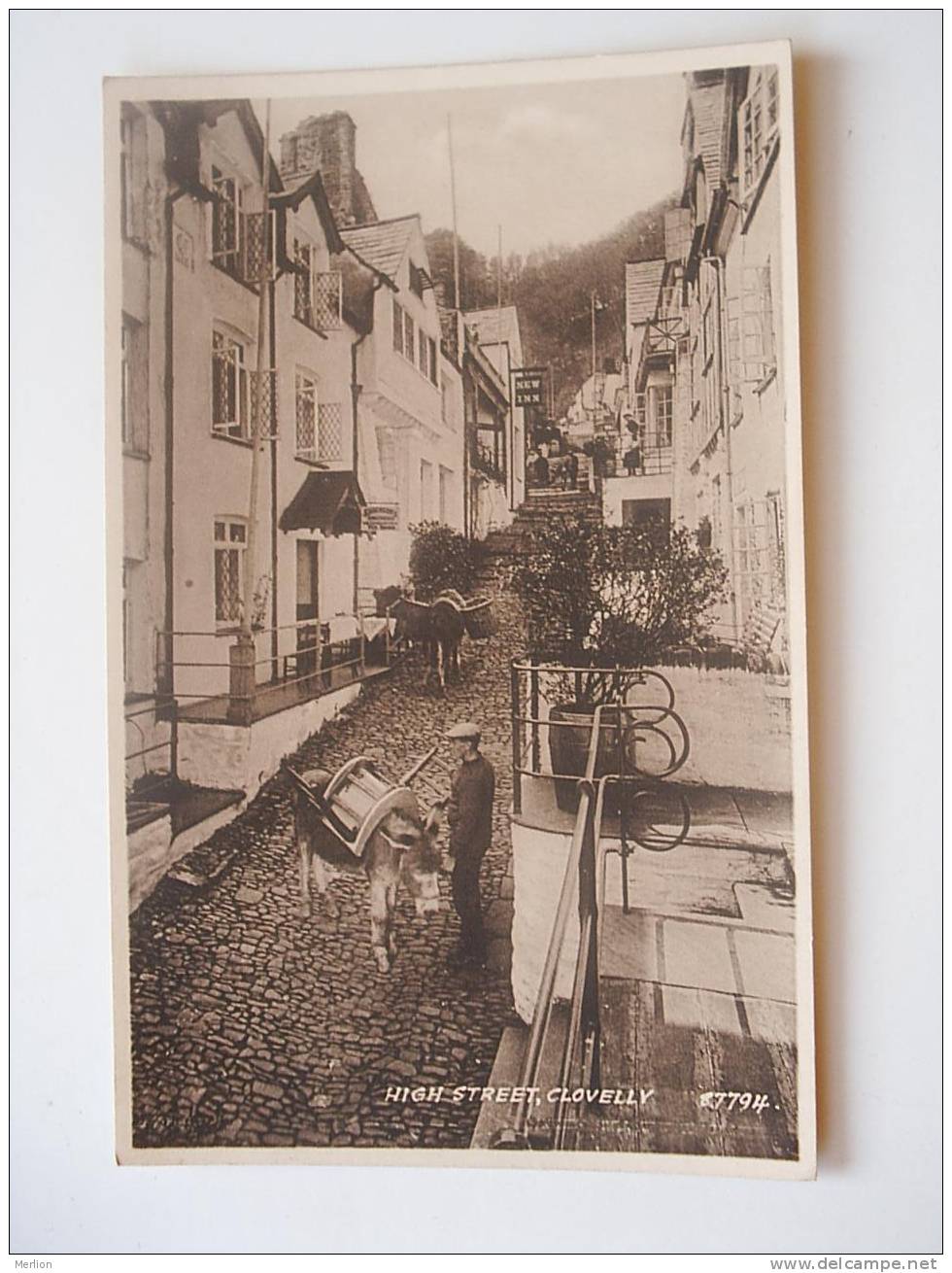 Devon Clovelly - Hight Street -  Cca 1930´s  VF   D31371 - Clovelly