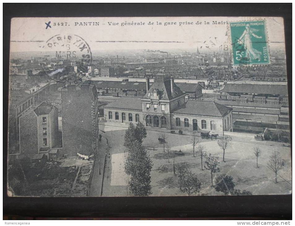 PANTIN - Vue Générale De La Gare Prise De La Mairie -  Légère Croix En Haut à Gauche (voir Scan) - Pantin