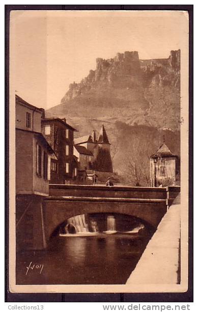 LOZERE - Florac - Les Gorges Du Tarn - Le Pêcher Et L'ancien Château - Florac