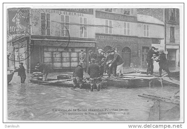 94 / FL/ MAISONS ALFORT, Distrubution De Pain Pendant Les Crues De La Seine, Janvier 1910, ANIMEE,  J Hauser Edit ** - Maisons Alfort