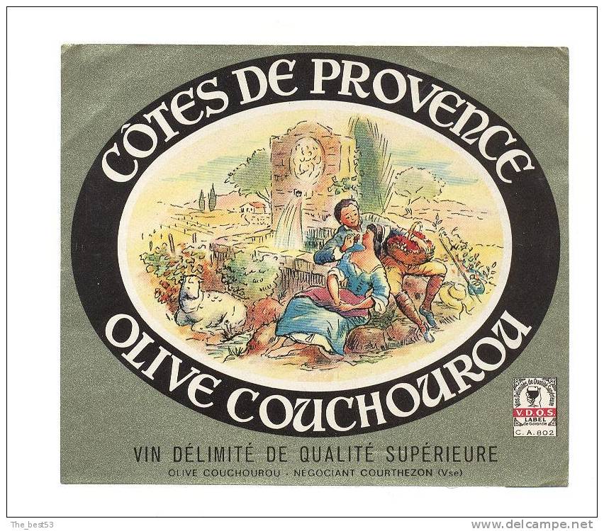 Etiquette De Vin De Côtes De Provence  -  Thème Couple, Fontaine, Amoureux - O. Couchourou à Courthezon (84) - Coppie