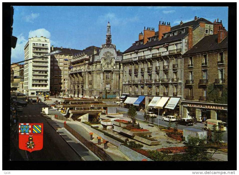 21 Dijon La Place Grangier Parking Souterrain ( Voiture Citroen DS ) - Dijon