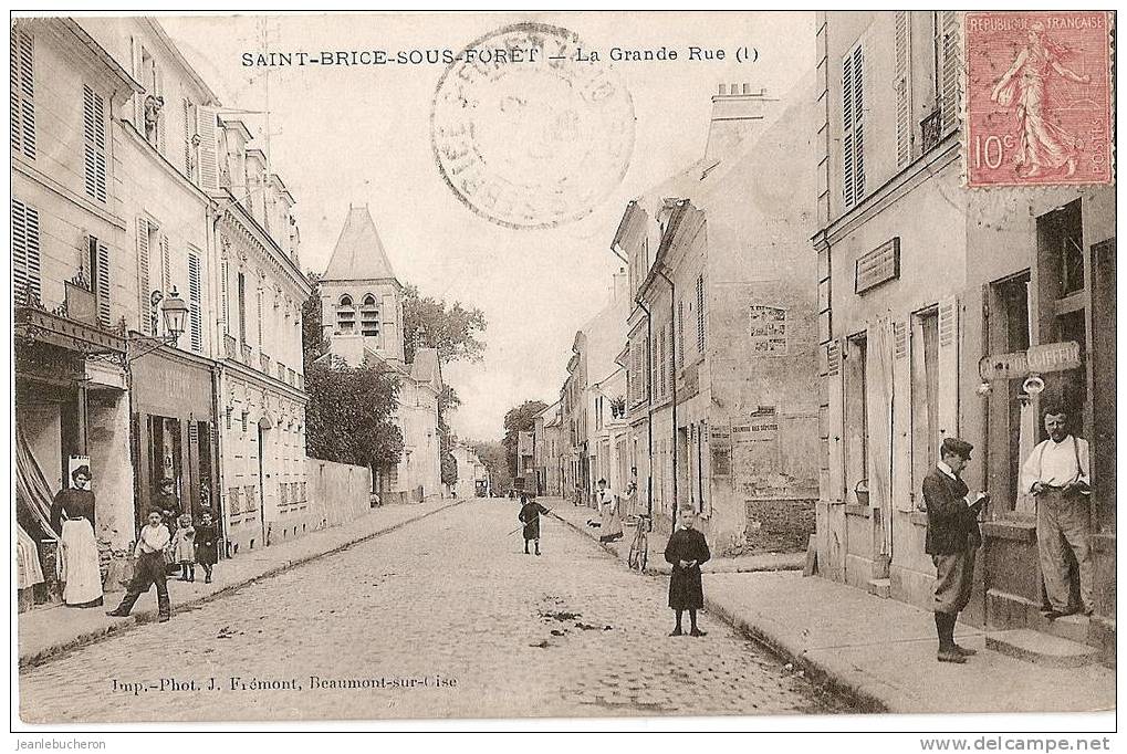 C.P.A    (   SAINT- BRICE - SOUS -FORET  "  La Grande Rue "  ) Carte  Prise De Vue Animée Rare - Enfants - Beau Plan ). - Saint-Brice-sous-Forêt