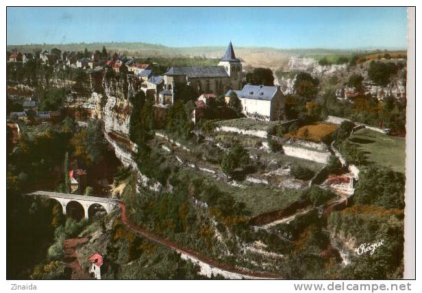 CARTE POSTALE DE BOZOULS - VUE GENERALE - Bozouls