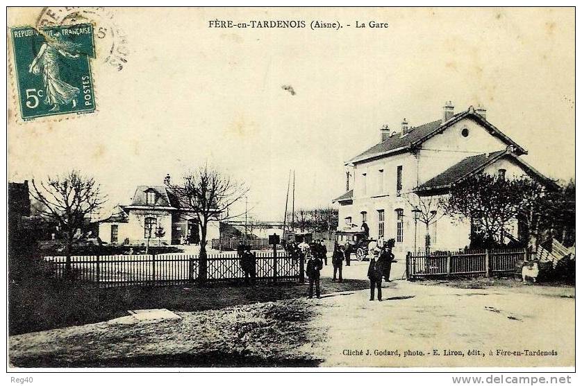 D02 - FERE EN TARDENOIS   -  La Gare - Fere En Tardenois