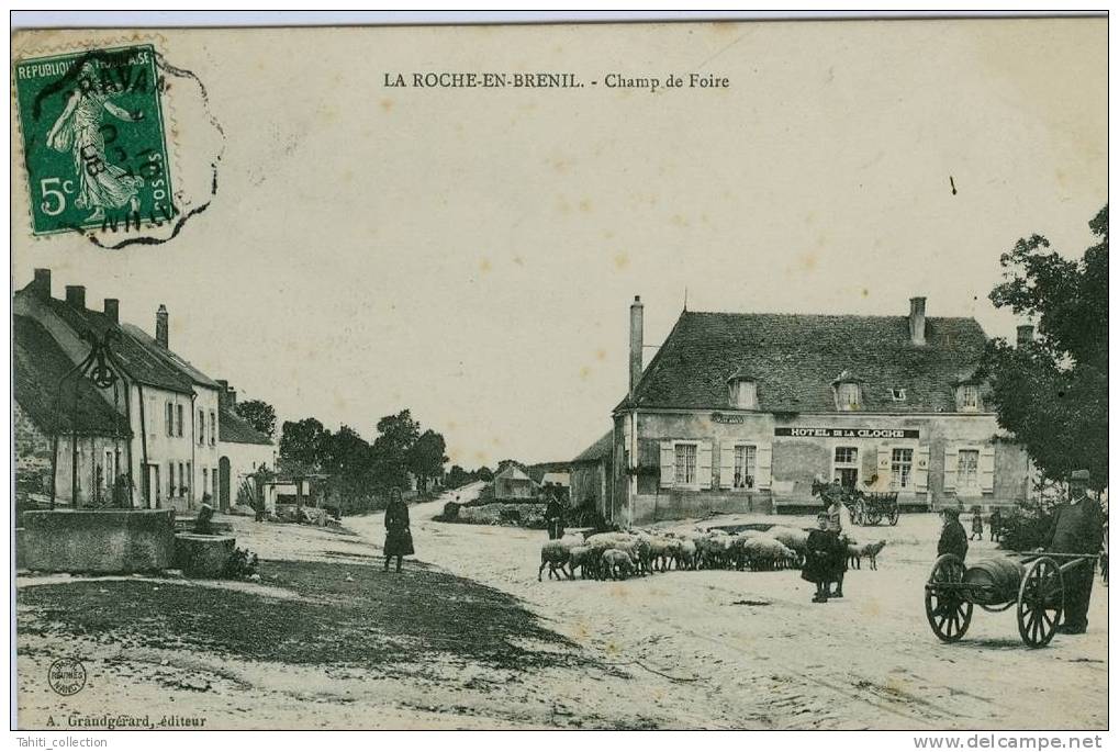 LA ROCHE-en-BRENIL - Champ De Foire - Andere & Zonder Classificatie