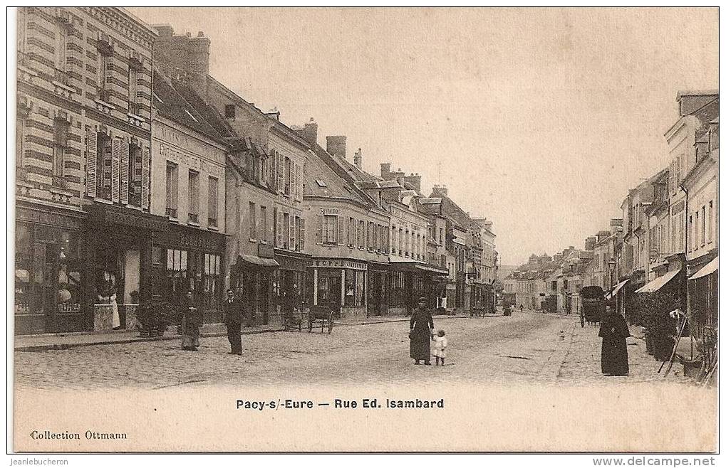 C.P.A    (   PACY-SUR-EURE   " Rue Ed.isambard  " Belle Animation ) - Pacy-sur-Eure