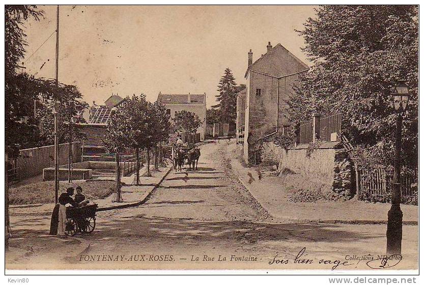 92 FONTENAY AUX ROSES La Rue La Fontaine Cpa Animée - Fontenay Aux Roses