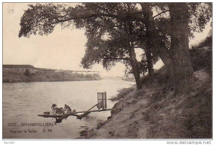 92 GENNEVILLIERS Vue Sur La Seine Cpa Animée - Gennevilliers