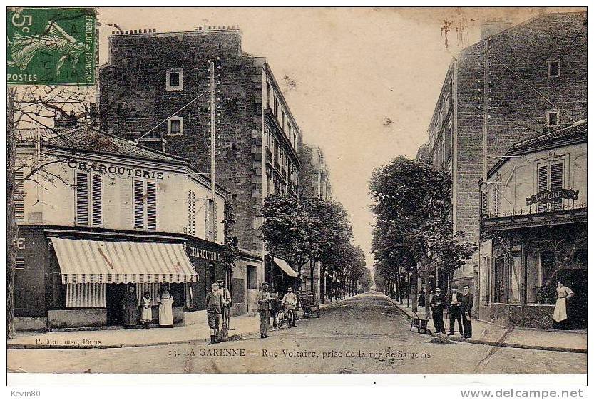 92 LA GARENNE COLOMBES Rue Voltaire Prise De La Rue De Sartoris Cpa Animée - La Garenne Colombes