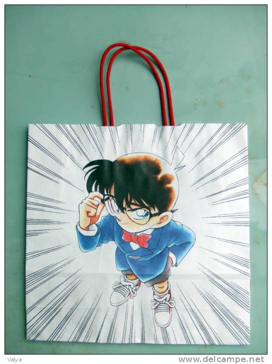 Sac Papier DETECTIVE CONAN Pour La Marque Japonaise De Vêtements UNIQLO - Produits Dérivés