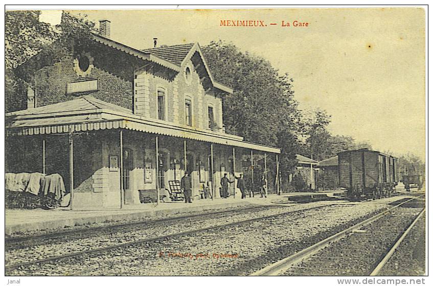 -  MEXIMIEUX - LA GARE - - Gares - Avec Trains