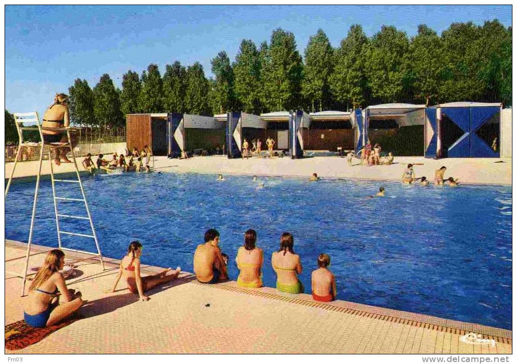 Salbris La Piscine, Le Grand Bassin - Salbris