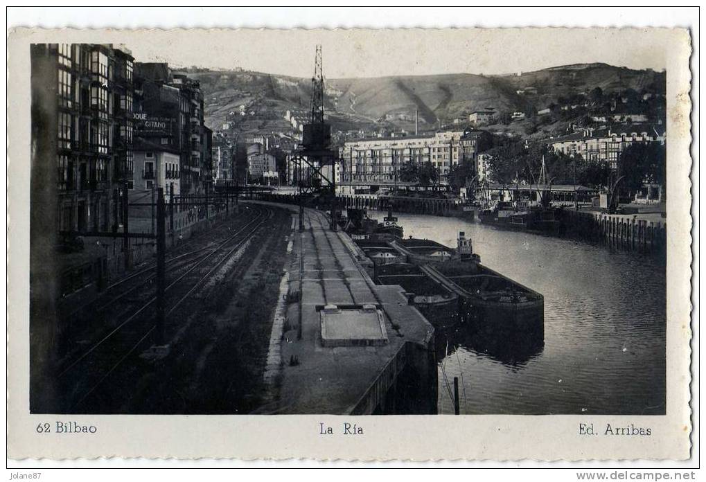 CPA        BILBAO     LA RIO   PENICHES AMARREES  VOIE FERREE - Vizcaya (Bilbao)