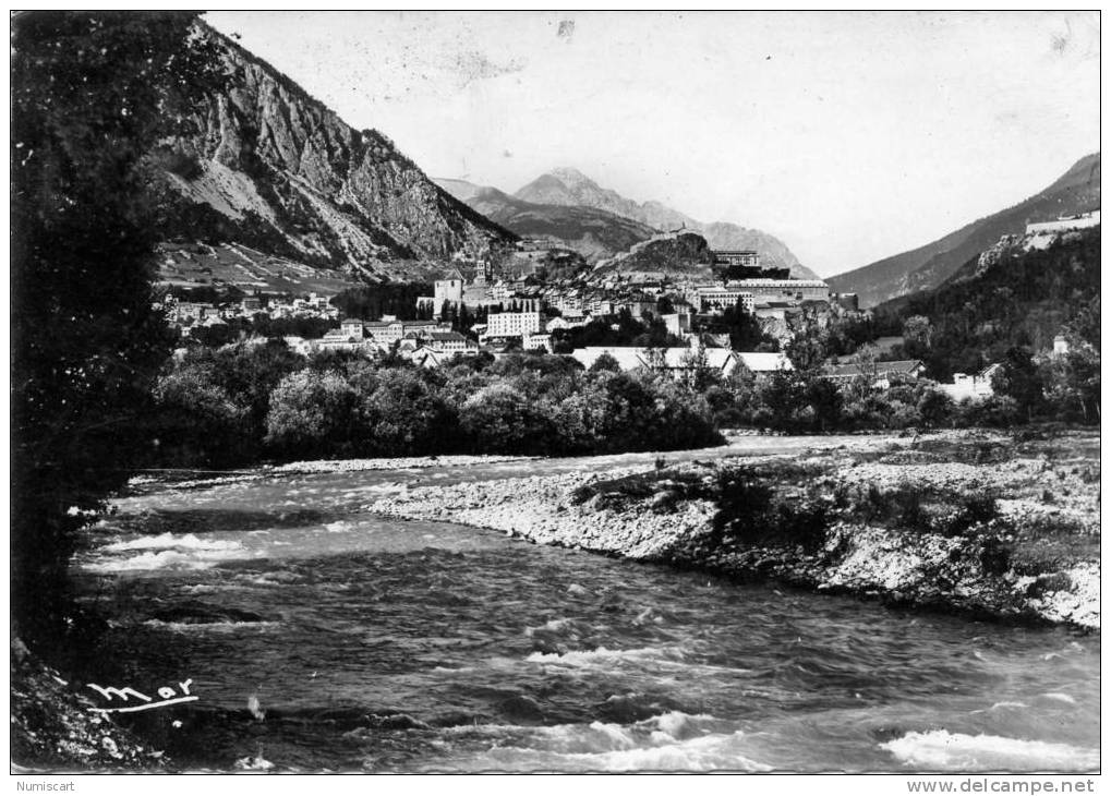 CPSM...DE BRIANCON...LA VILLE... - Briancon