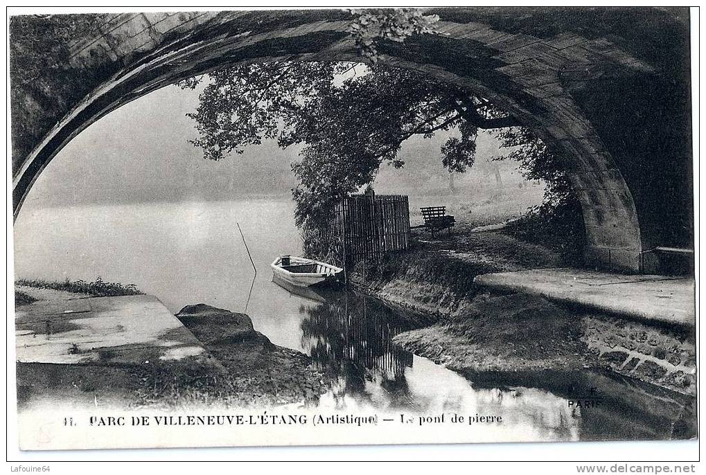 GARCHES - VILLENEUVE L'ETANG - Etang, Pont De Pierres Et Canot - Garches