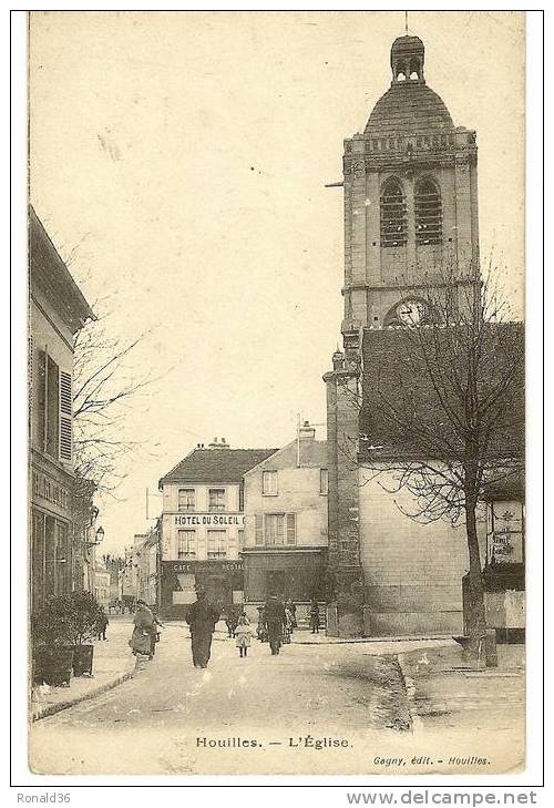 Cp 78 HOUILLES  L´église ( Hotel Du Soleil, - Houilles