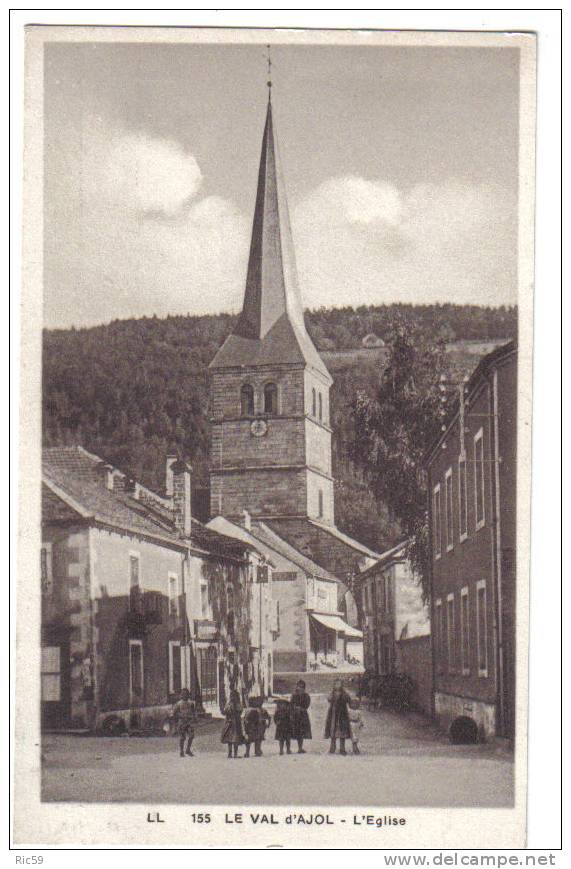 LE VAL D' AJOL.- L'église .- Carte Animée, Enfants.- Soldée - Autres & Non Classés