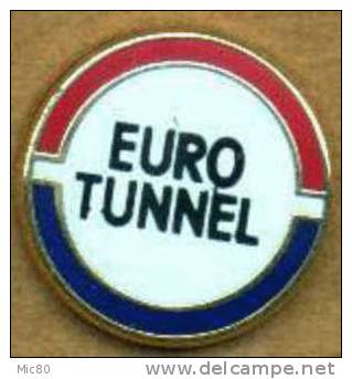 Pin's Eurotunnel Arthus Bertrand Bouton - Arthus Bertrand