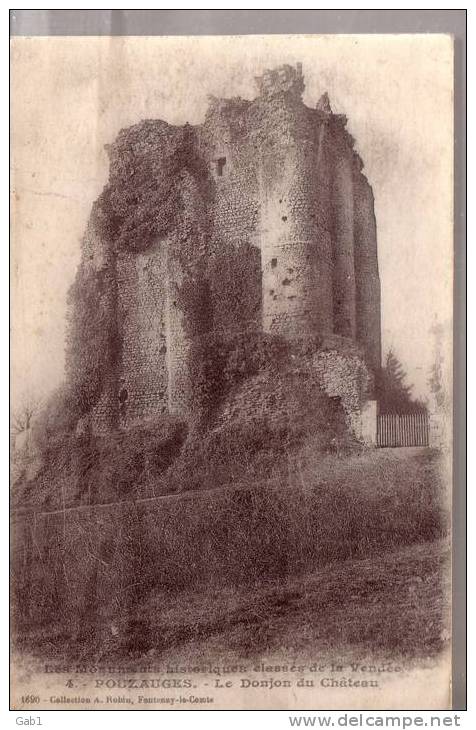 85 --- Pouzauges ...  LE DONJON DU CHATEAU - Pouzauges