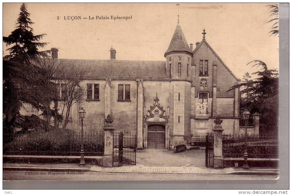 85 --- Lucon ....  LE PALAIS EPISCOPAL - Lucon