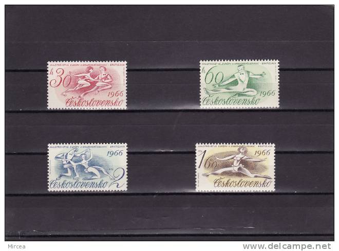 Tchecoslovaquie 1966 - Yv.no. 1457/60  Neufs** - Unused Stamps