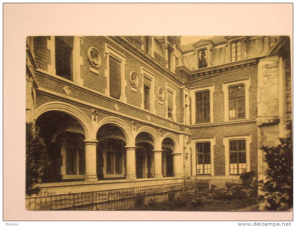 RETHEL - Cour Interieur Du COLLEGE NOTRE DAME - Rethel