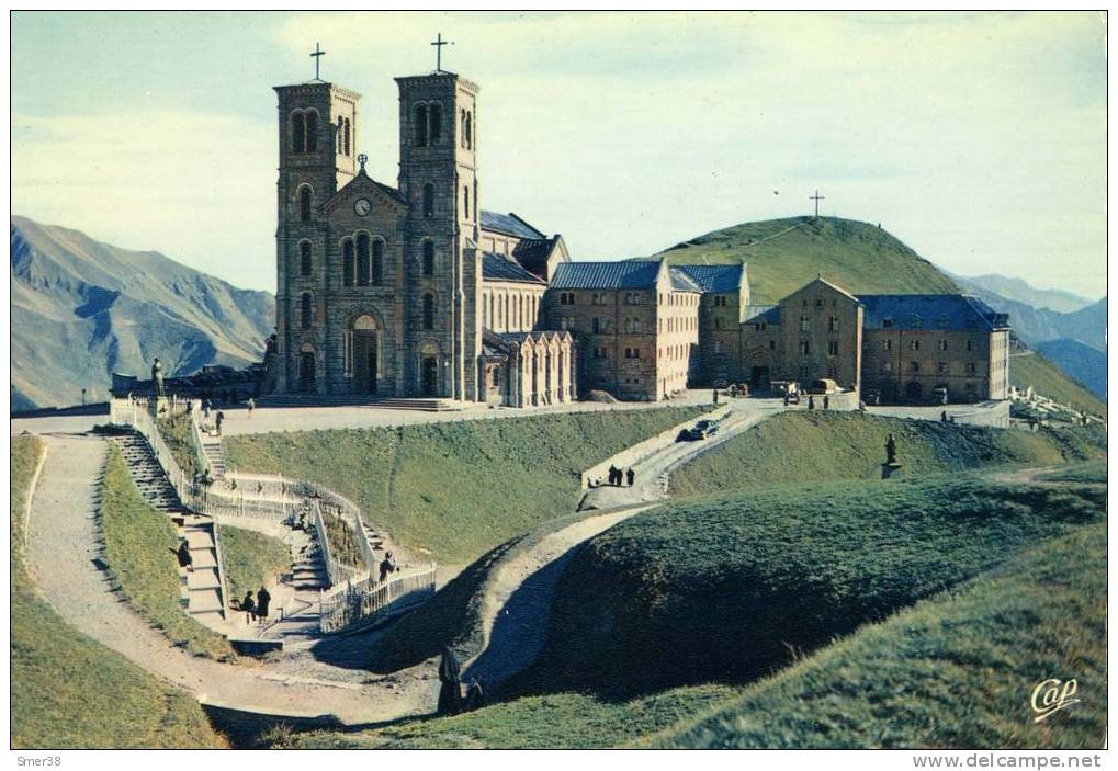 Notre Dame De La Salette - La Basilique - La Salette