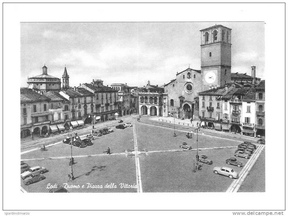 LODI - Il Duomo E  Piazza Della Vittoria - ANIMATA/AUTO - Nuova, Non Viaggiata - In Ottime Condizioni - DC1896. - Lodi