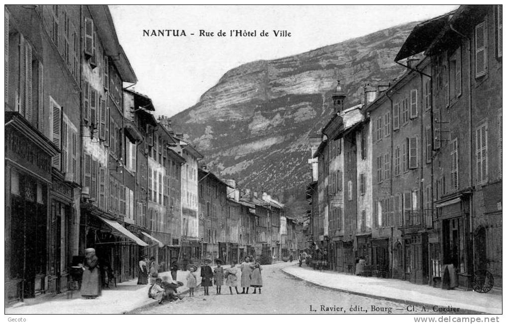 Rue De L'hotel De Ville - Nantua