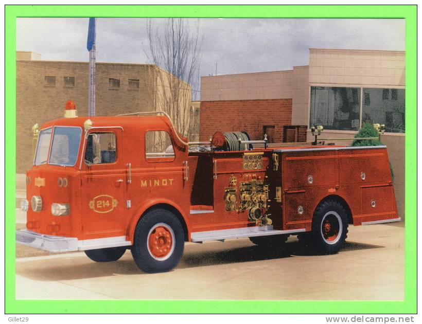 FIRE TRUCK - CAMION POMPIER - TULARE, CA. -  FORD COMMERCIAL CAB - VAN PELT BODYWORK TRUCK No E7 - - Transporter & LKW