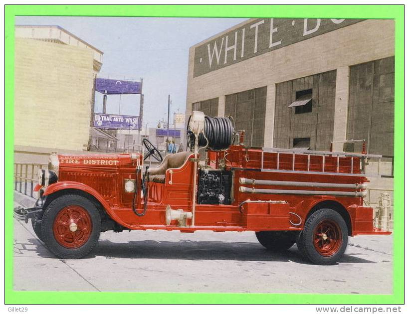 FIRE TRUCK -CAMION POMPIER -  MT. POCONO, PA. - OPEN CAB PUMPER - CIRCA LATE 1930s - EMERALD LAKES FIRE DISTRICT - - Vrachtwagens En LGV