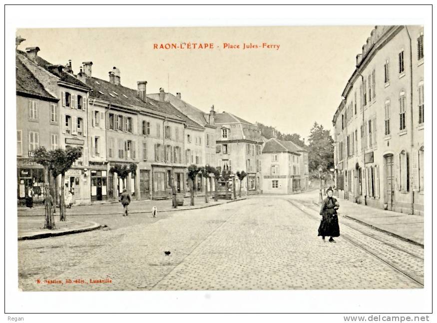 CPA---88--- Raon L´Etape---PLACE JULES FERRY - Raon L'Etape