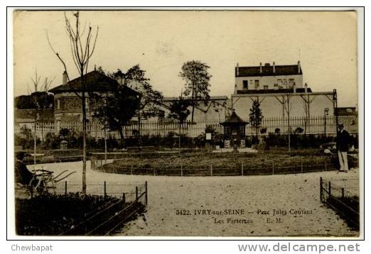 Ivry-sur-Seine - Parc Jules Coutant - Les Parterres   -  5422 - Ivry Sur Seine