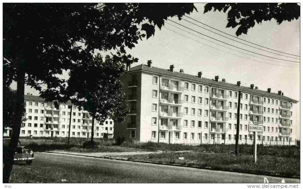 CPSM Bonneuil Sur Marne Les HLM - Bonneuil Sur Marne