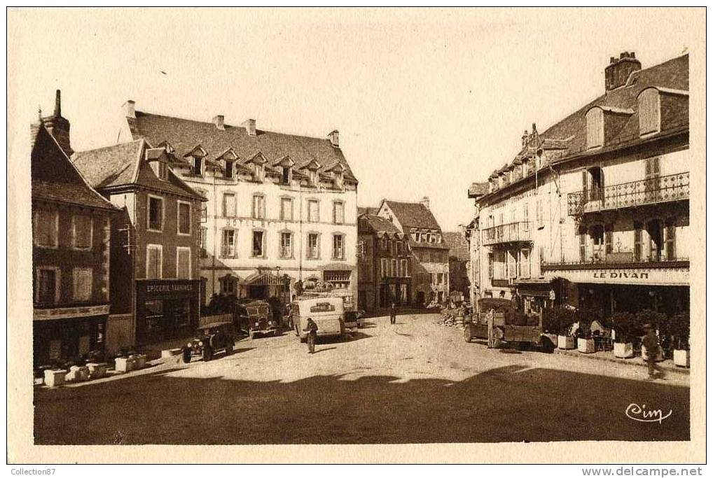 12 - AVEYRON - LAGUIOLE - PLACE Du CENTRE - EPICERIE - CAFE - HOTEL - AUTOBUS - Laguiole