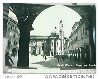 ASCOLI PICENO PIAZZA DEL POPOPLO ANIMATA VB1954 Y7778 Pieghina E Crepina Pochi Mm In Alto - Ascoli Piceno