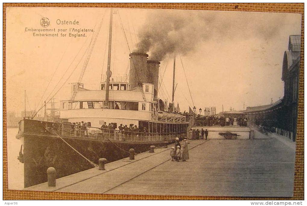 Postkaart Oostende "Embarquement Pour L'Angleterre" 1920 - Oostende