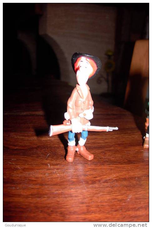 LUCKY LUKE  FIGURINE  CALAMITY JANE   MORRIS - Lucky Luke