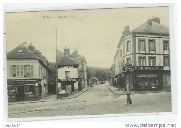 F 943 / CPA   ORBEC  (14)     RUE DE LAIGLE - Orbec