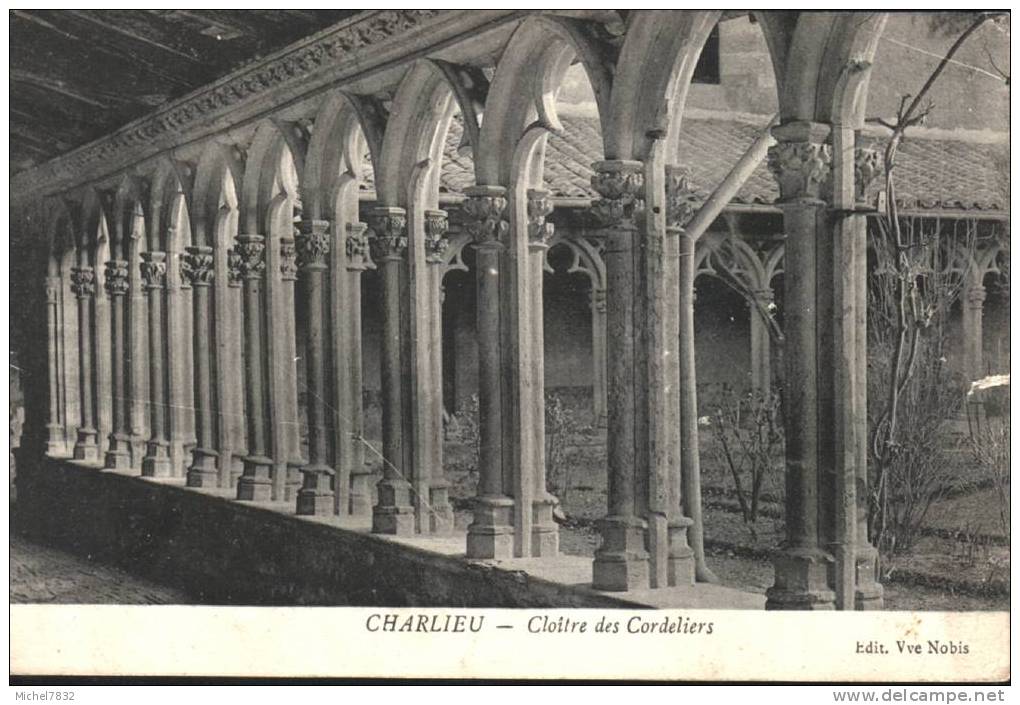 Charlieu Cloitre Des Cordeliers - Charlieu