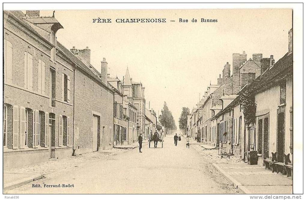 Cp 51 FERE CHAMPENOISE Rue De Bannes - Fère-Champenoise