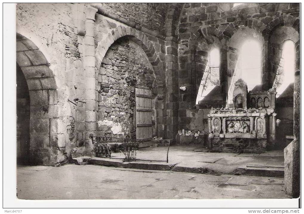 ORADOUR Sur GLANE 87 L´Eglise Le Coeur Détruit Le 10 Mai 1944 Editions Grand Palais Avec Timbre 1958 - Oradour Sur Glane