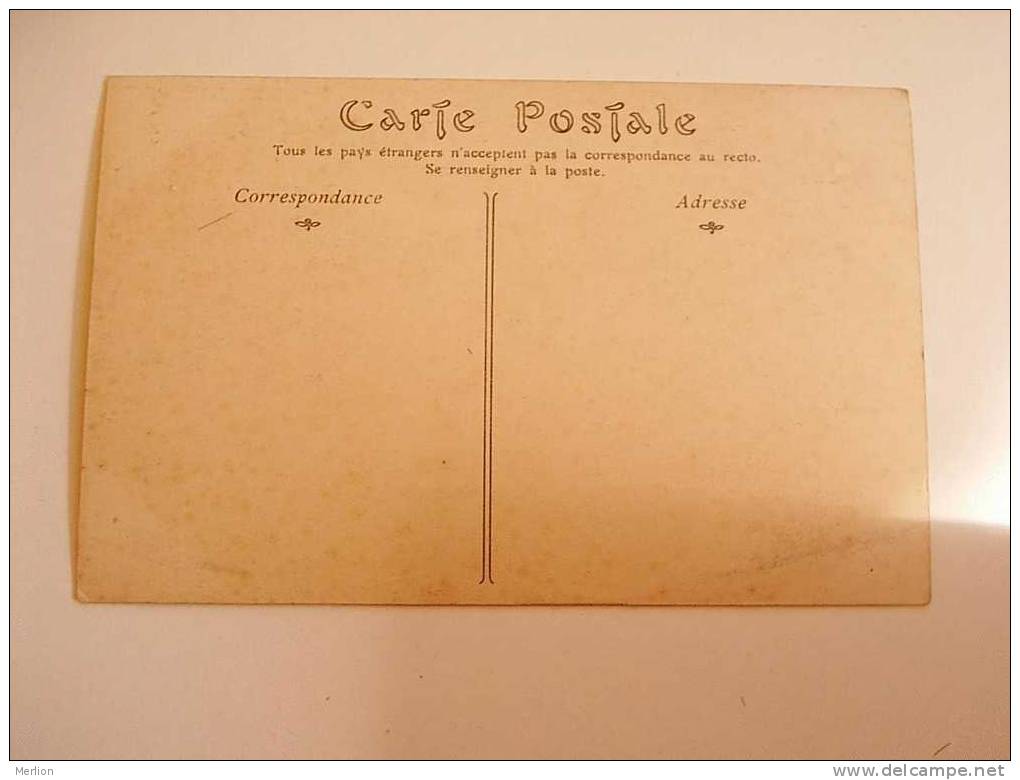 18 MEILLANT - Chateau - La Chapelle    Cca 1910´s    VF  D32476 - Meillant