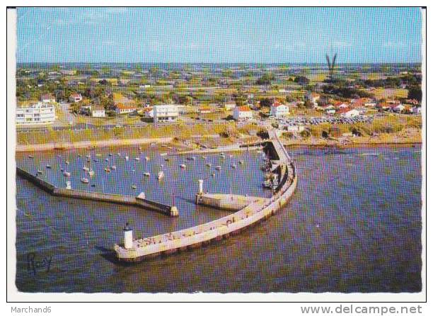 LOIRE ATLANTIQUE.ENTRE THARON ET SAINT MICHEL CHEF CHEF VUE AERIENNE SUR LE PORT DE COMBERGE....MODERNE..plie Bas Gauche - Saint-Michel-Chef-Chef